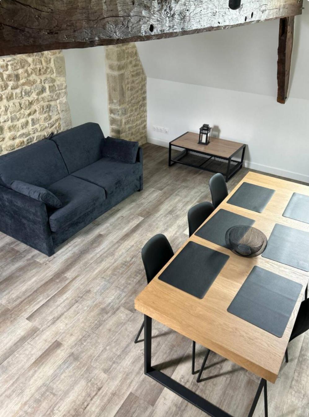 Appartement En Duplex Trevieres 3 Eme Etage Екстер'єр фото